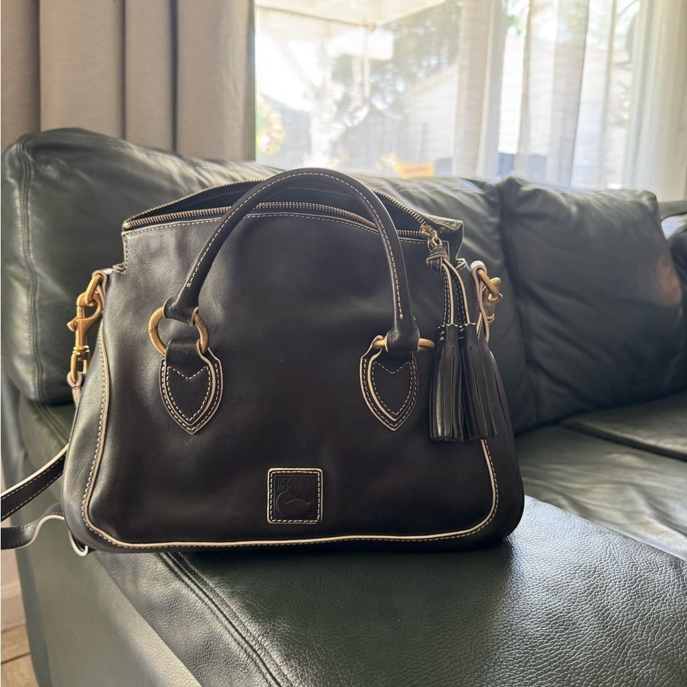 Dooney &Bourke Safana Purse.